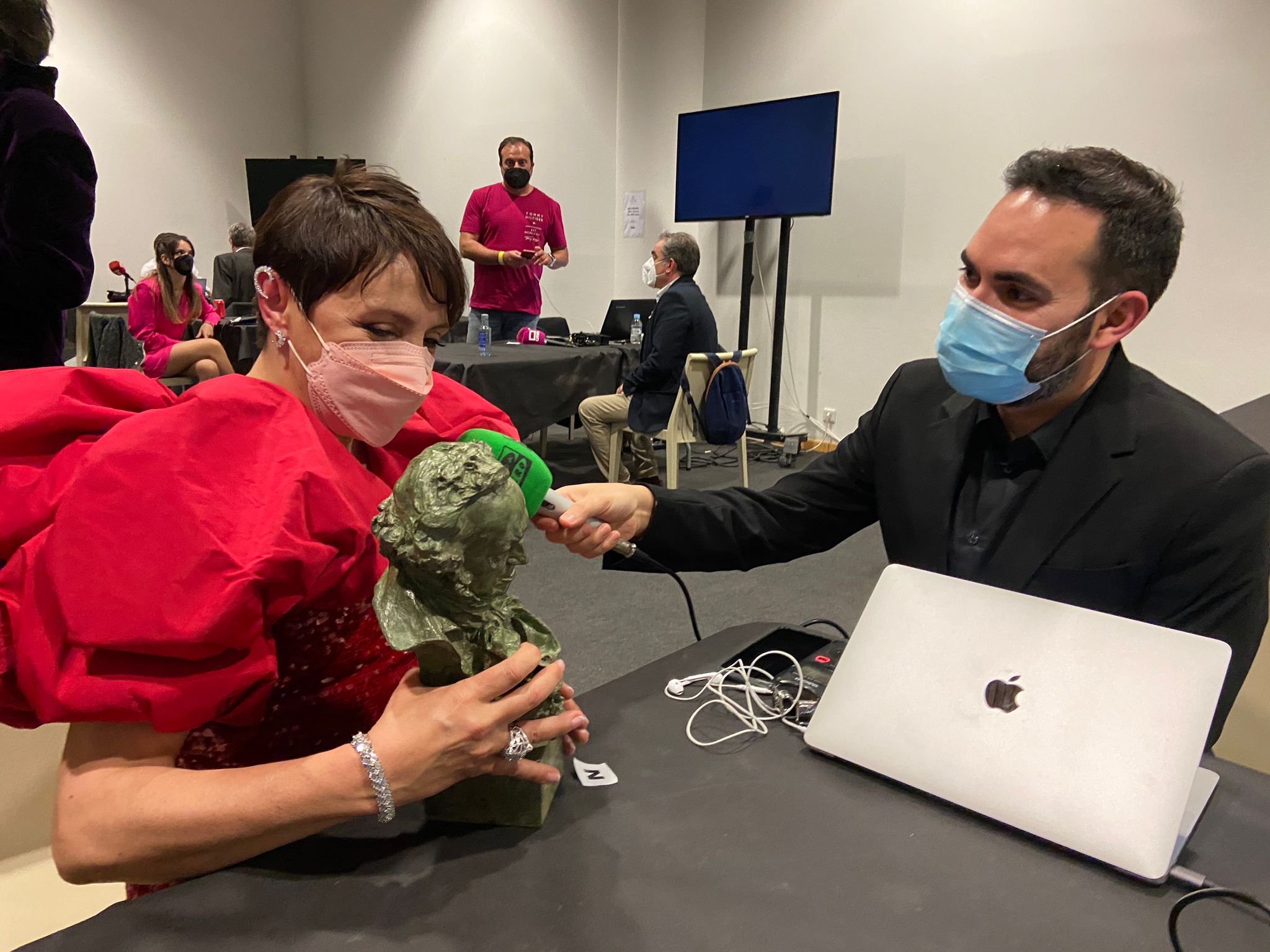 Blanca Portillo: "El Goya me hace mucha ilusión porque lo que menos he hecho es cine" Blanca Portillo: "El Goya me hace mucha ilusión porque lo que menos he hecho es cine"