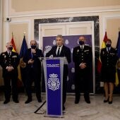 El ministro del Interior, Fernando Grande-Marlaska, durante su intervención tras la reunión mantenida este lunes con los responsables de Formación de la Policía Nacional.