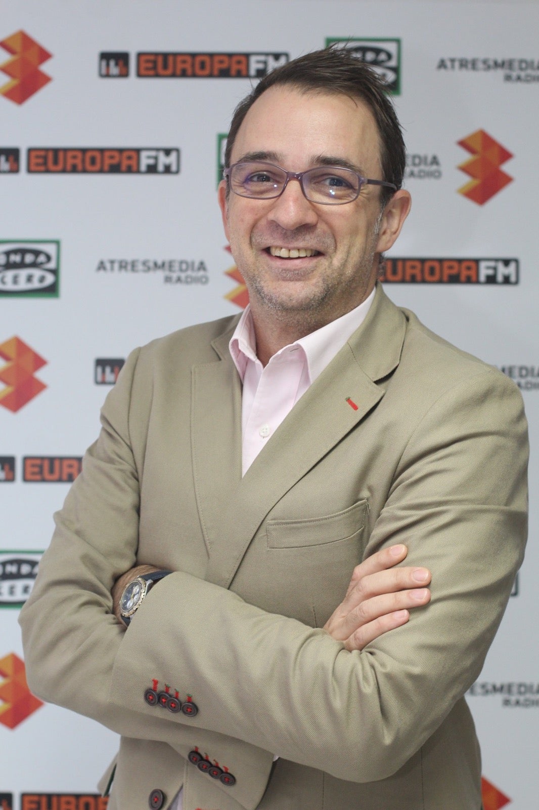 NO PARECE TAN DIFÍCIL. Iluminando la oscuridad gilista NO PARECE TAN DIFÍCIL. Iluminando la oscuridad gilista