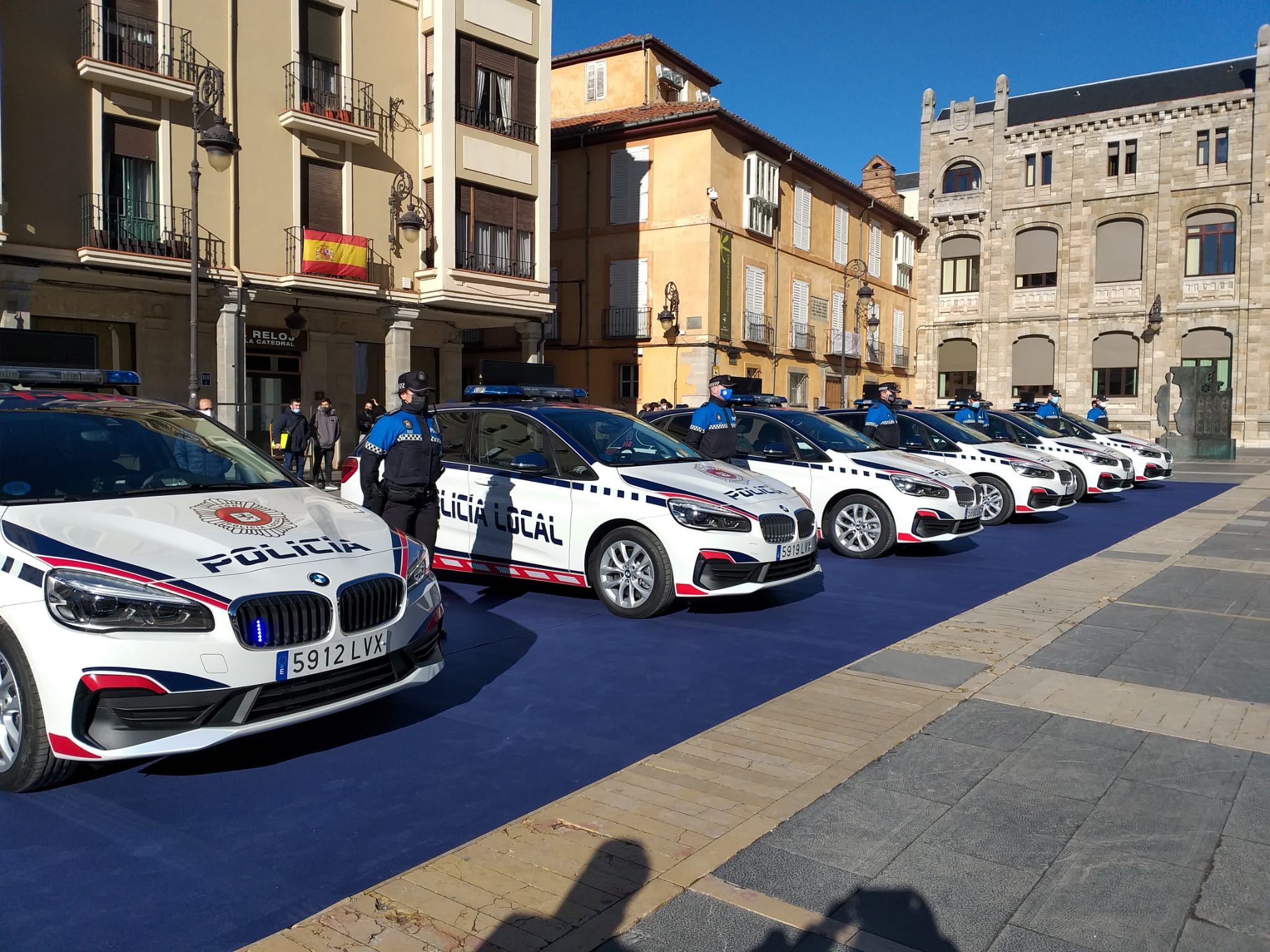 Nuevos coches para la policía local de León Nuevos coches para la policía local de León