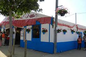 Ventilación en todas las casetas. Ventilación en todas las casetas.