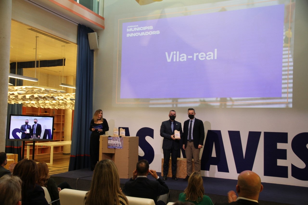 Innovación reconoce a Vila-real por su proyecto sobre el avance hacia una ciudad amigable y sostenible Innovación reconoce a Vila-real por su proyecto sobre el avance hacia una ciudad amigable y sostenible