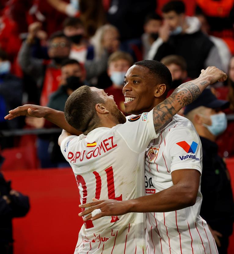 El Sevilla logra una buena renta para ir a Zagreb El Sevilla logra una buena renta para ir a Zagreb