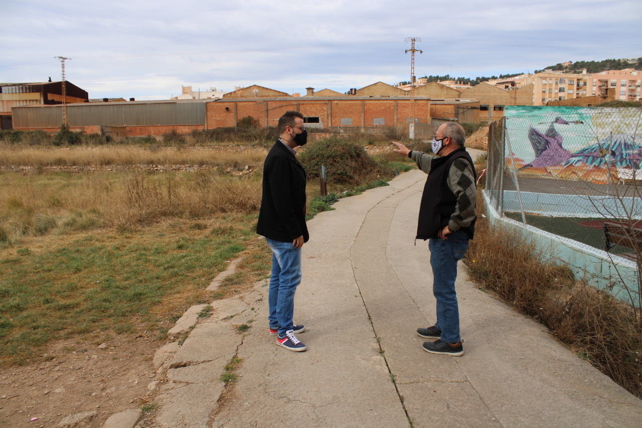 Alcora instalará luminarias en el camino Borja por petición vecinal Alcora instalará luminarias en el camino Borja por petición vecinal