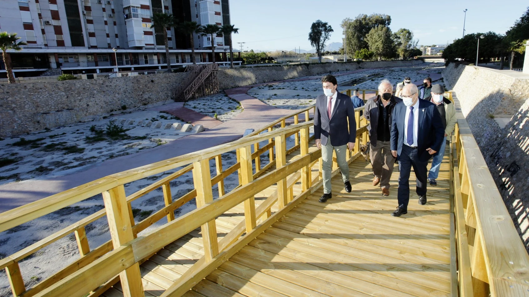 Nueva pasarela de madera en La Albufereta Nueva pasarela de madera en La Albufereta