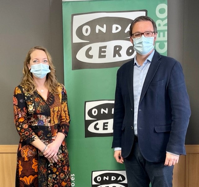 Hila resalta que la Policía Local "está en Santa Catalina, aunque no vaya de uniforme" Hila resalta que la Policía Local "está en Santa Catalina, aunque no vaya de uniforme"