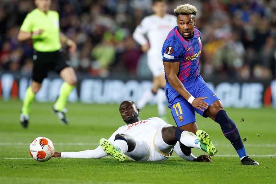 El Barcelona perdona al Nápoles y todo se decidirá en Italia El Barcelona perdona al Nápoles y todo se decidirá en Italia