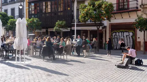 Aprobada la ordenanza actualizada de publicidad, con más protección en zonas monumentales y nuevas modalidades Aprobada la ordenanza actualizada de publicidad, con más protección en zonas monumentales y nuevas modalidades