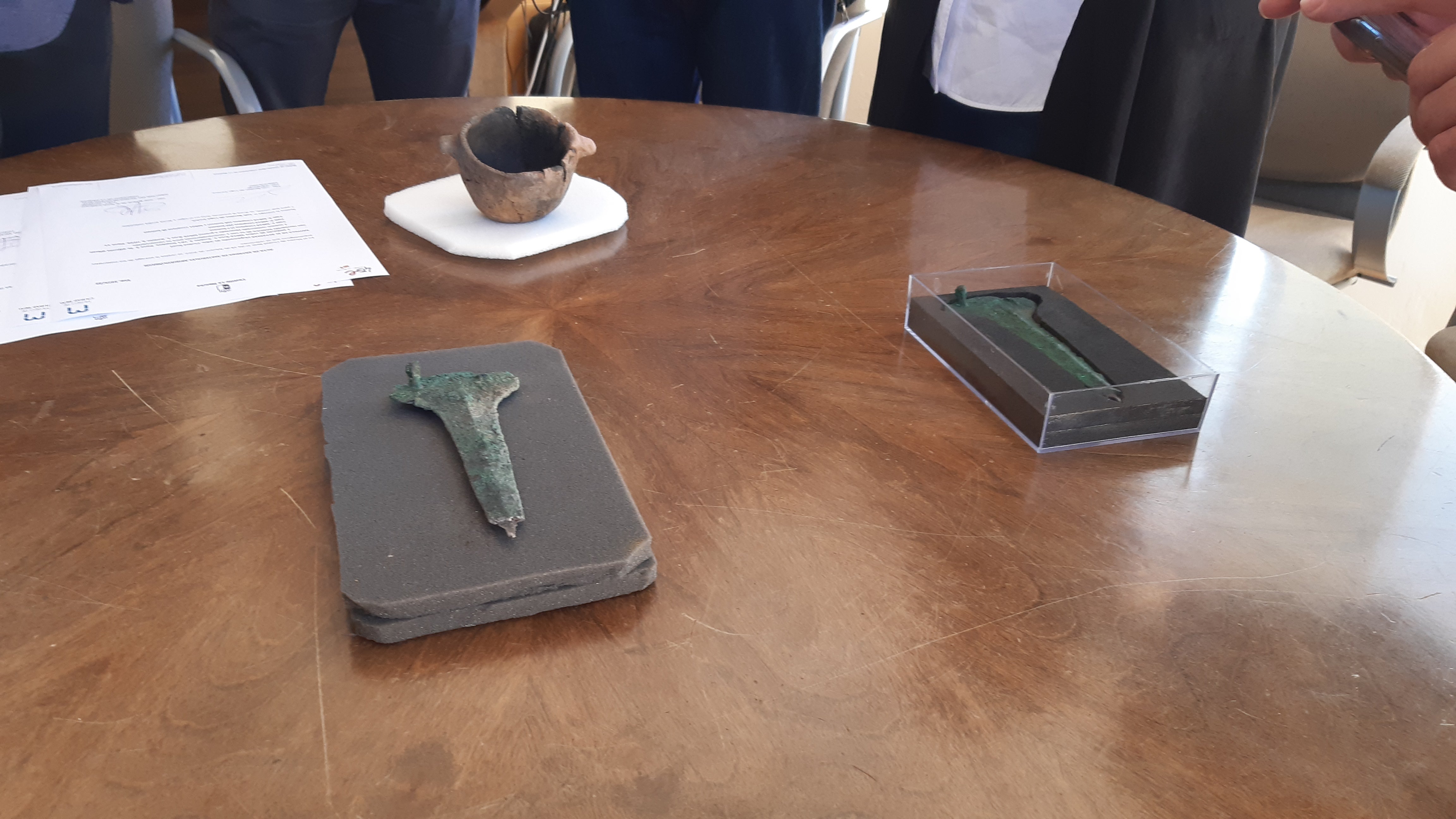 El Museo Provincial de Ciudad Real recibe una alabarda de 4.000 años procedente de Argamasilla de Alba El Museo Provincial de Ciudad Real recibe una alabarda de 4.000 años procedente de Argamasilla de Alba