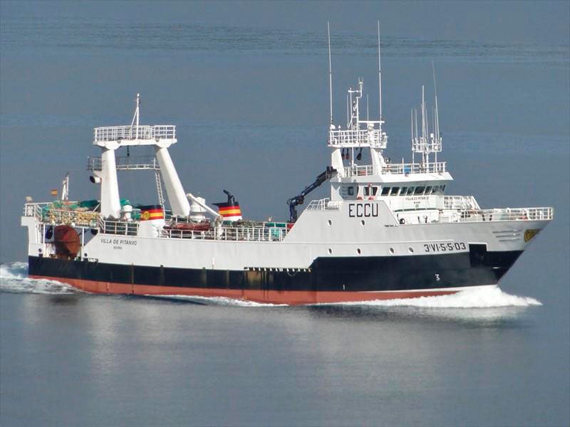 La armadora del Villa de Pitanxo asegura que el hundimiento de la embarcación se debió a una parada del motor. La armadora del Villa de Pitanxo asegura que el hundimiento de la embarcación se debió a una parada del motor.