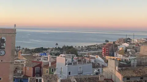 la vila joiosa despejado amaneciendo casco antiguo la vila joiosa despejado amaneciendo casco antiguo