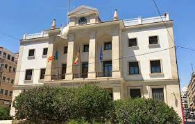 El Subdelegado del Gobierno cita a los vecinos de Carrús de Elche para abordar el crecimiento de la venta de estupefacientes en el barrio El Subdelegado del Gobierno cita a los vecinos de Carrús de Elche para abordar el crecimiento de la venta de estupefacientes en el barrio