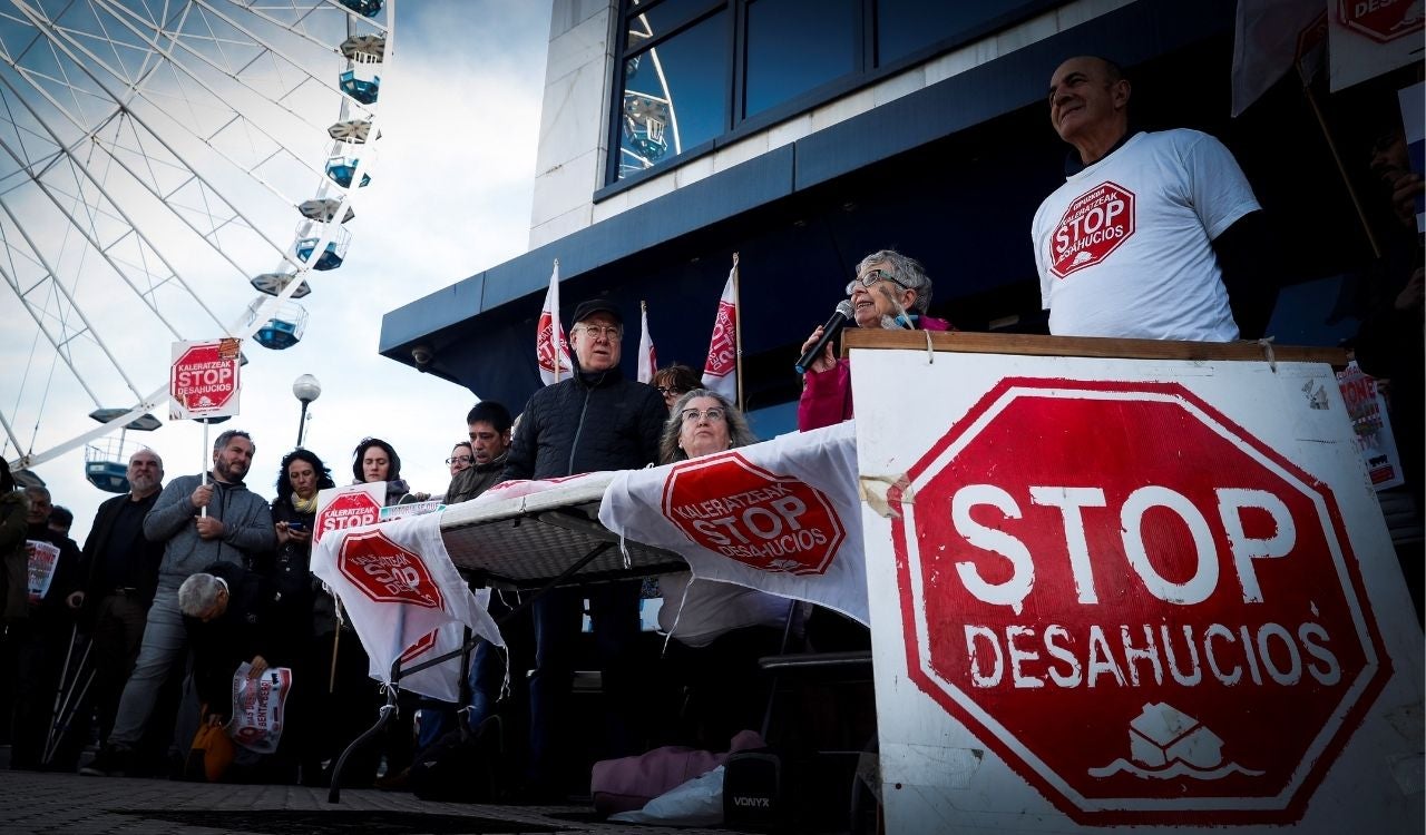 El Gobierno aprueba la prórroga de la prohibición de los desahucios y cortes energéticos a la población vulnerable El Gobierno aprueba la prórroga de la prohibición de los desahucios y cortes energéticos a la población vulnerable
