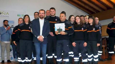 El grupo de voluntarios en un reconocimiento