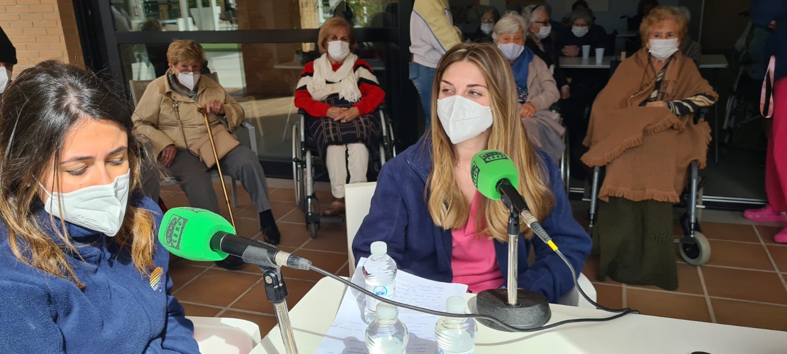Lourdes y Laura, una vida dedicada a los mayores Lourdes y Laura, una vida dedicada a los mayores