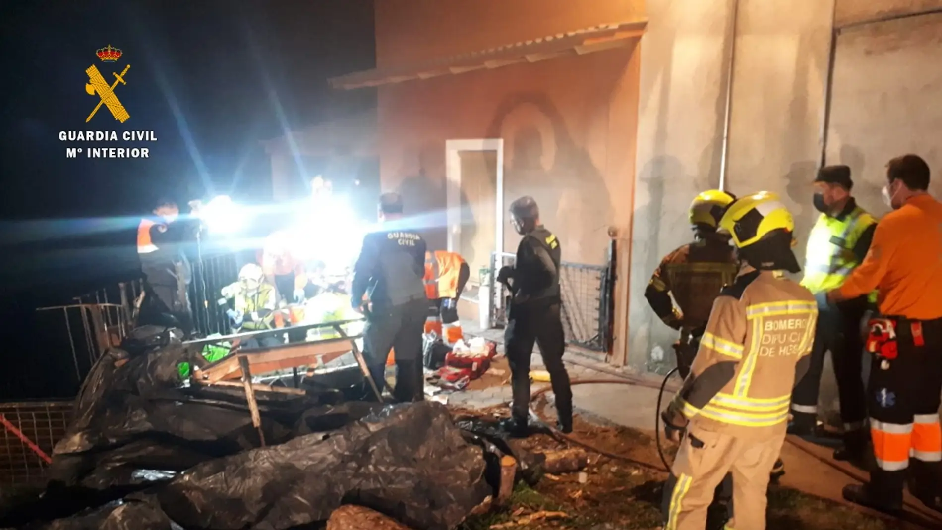 Un fallecido al incendiarse su vivienda en Lamata