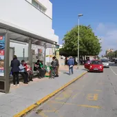 Una parada de autobús de Rota Una parada de autobús de Rota