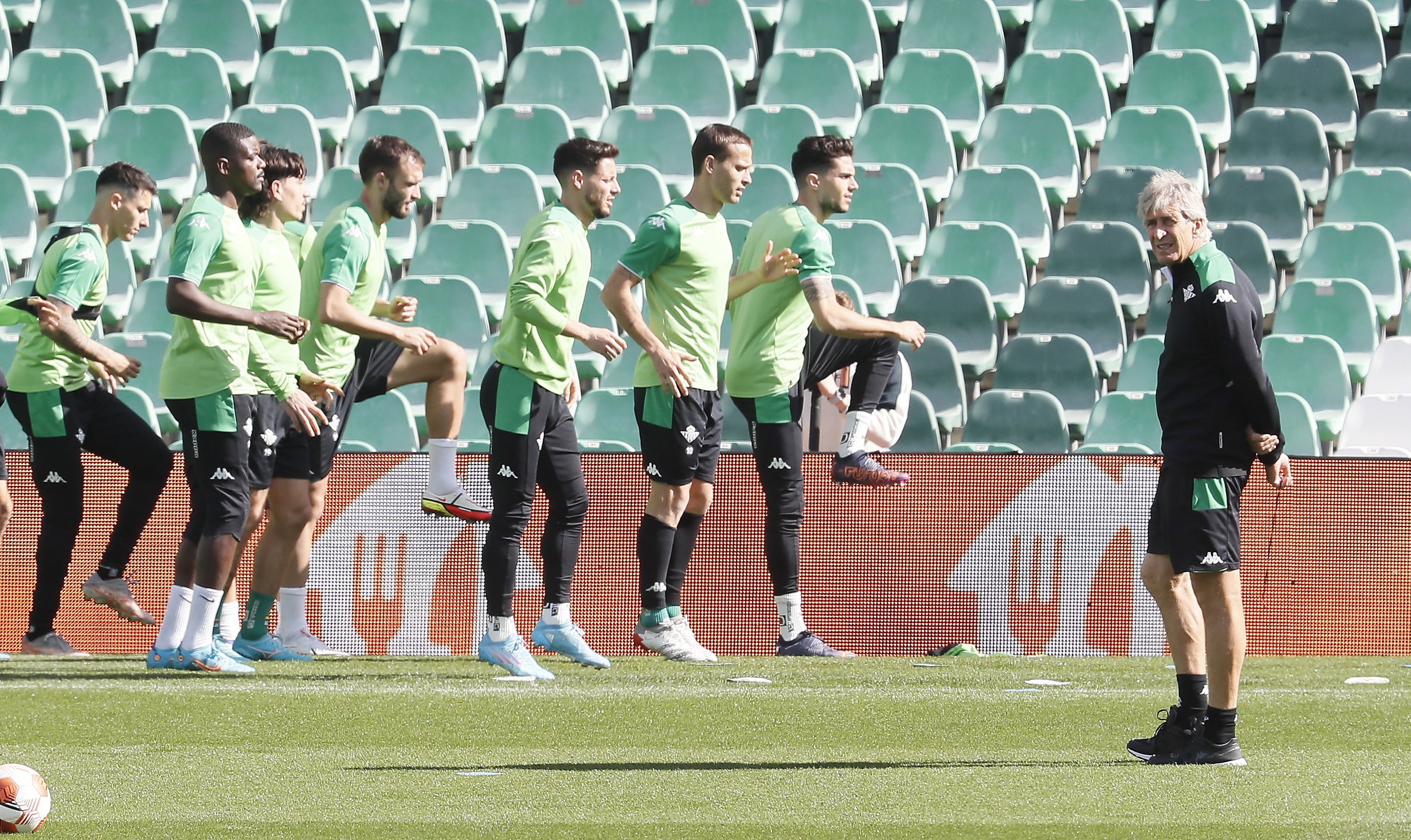 Canales se recupera de un golpe y podrá jugar ante el Zenit Canales se recupera de un golpe y podrá jugar ante el Zenit
