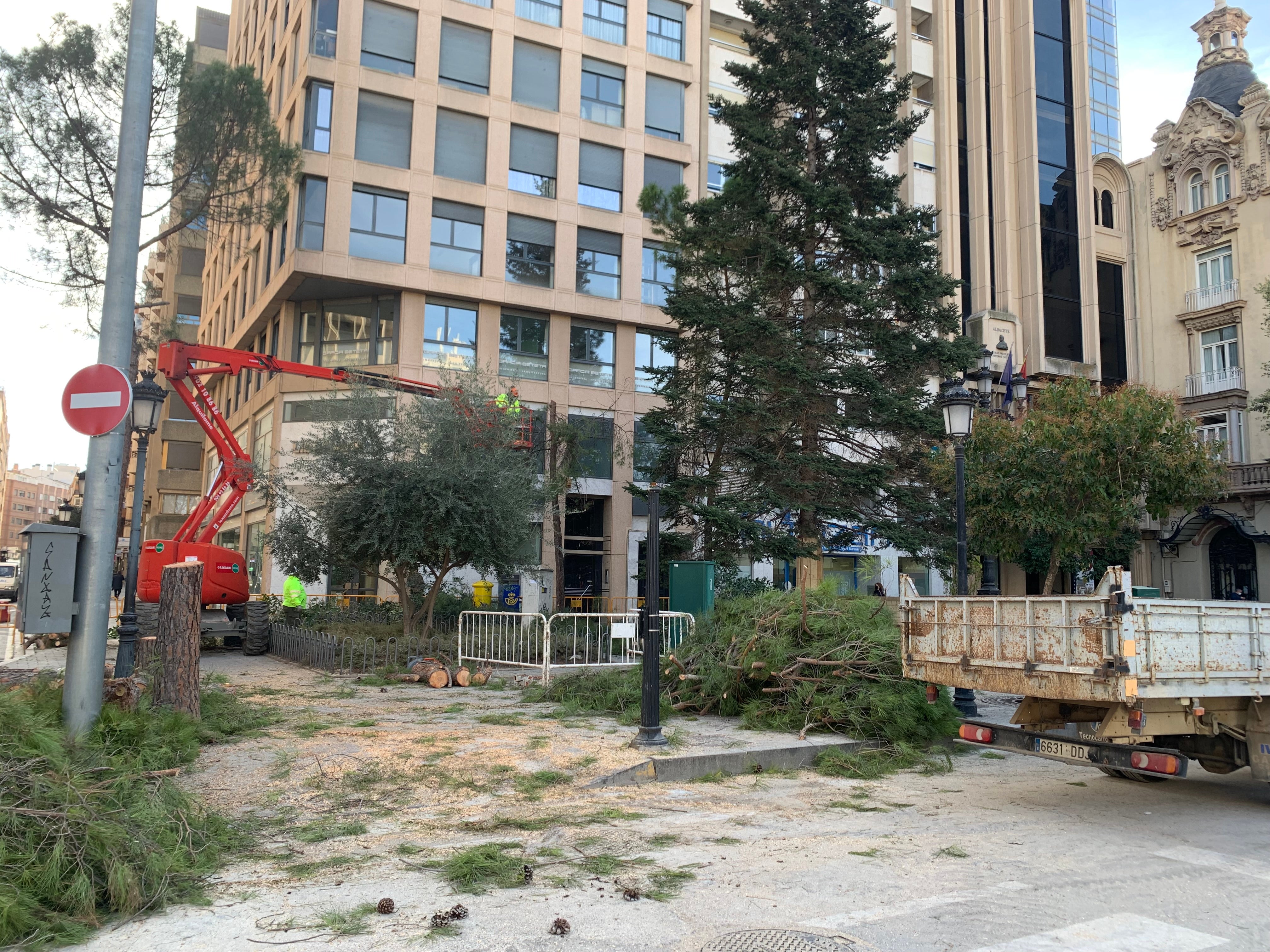 VIDEO | El Altozano sigue con las obras de peatonalización VIDEO | El Altozano sigue con las obras de peatonalización