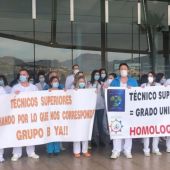 Protestas de los Técnicos Superiores en el Hospital Sta Lucia