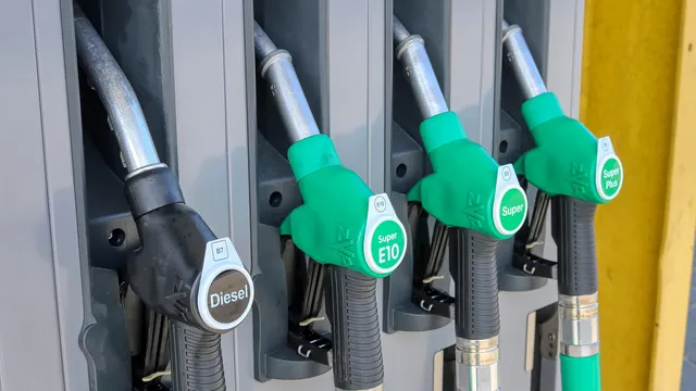escala átomo Despertar Ocho recomendaciones para ahorrar gasolina mientras conduces en plena  escalada de precios | Onda Cero Radio