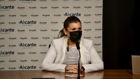 Mari Carmen Sánchez.- Vicealcaldesa y responsable de Turismo y Playas de Alicante.