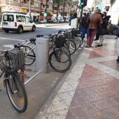 Nueva estación de BiciElx en la calle Pedro Juan Perpiñán de Elche. 