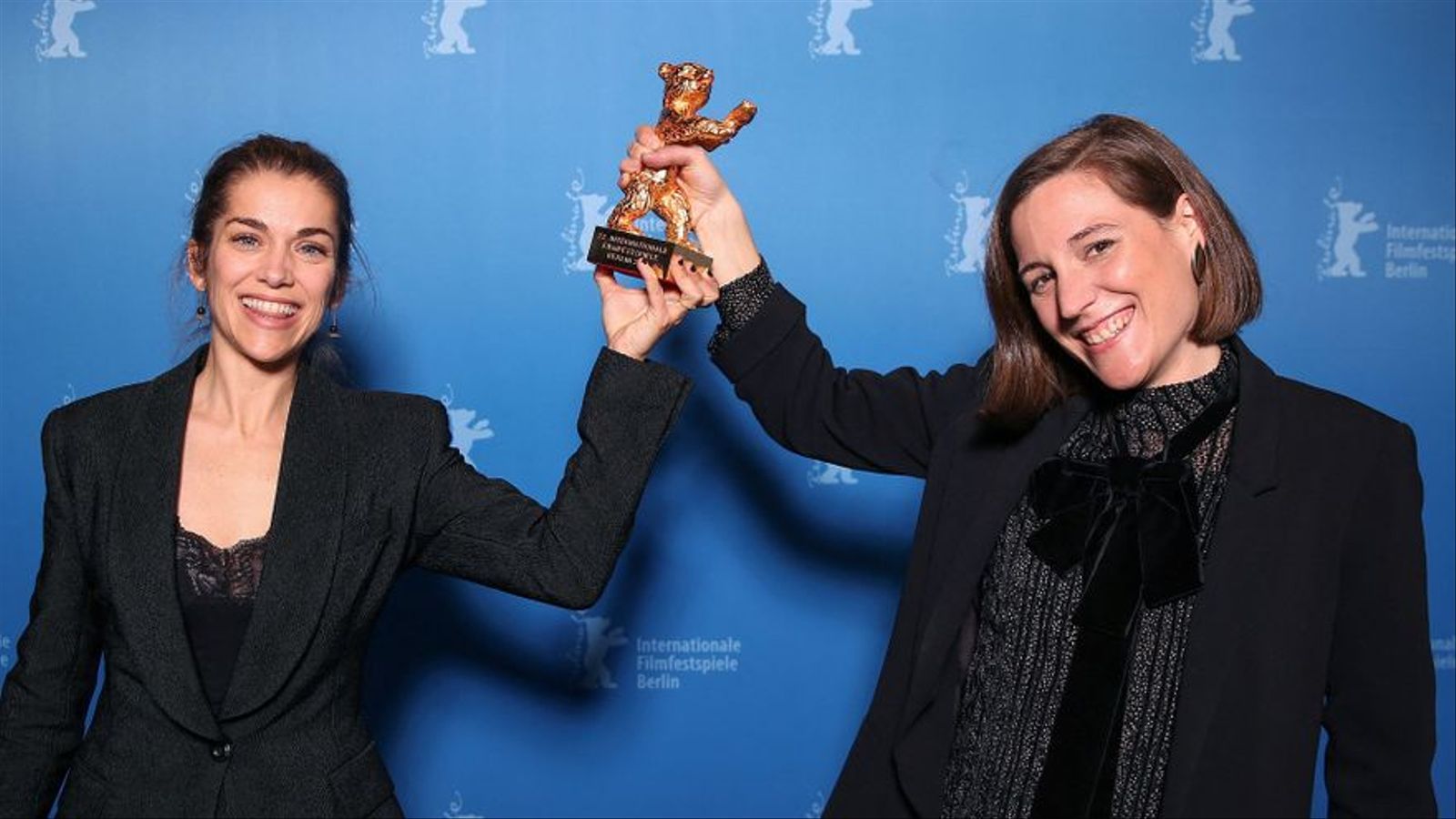 María Zamora: “El Oso de Oro a 'Alcarràs' es el reconocimiento a un trabajo de muchos años” María Zamora: “El Oso de Oro a 'Alcarràs' es el reconocimiento a un trabajo de muchos años”