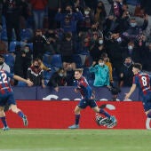 Jorge de Frutos celebrando su gol con el Levante