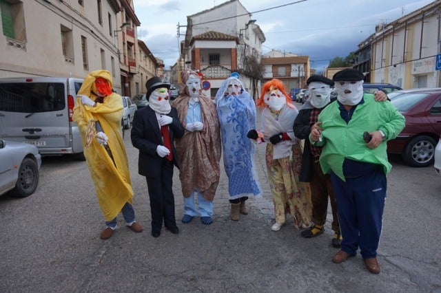 El Zaputero y las mascarautas, de nuevo en las calles de Épila El Zaputero y las mascarautas, de nuevo en las calles de Épila