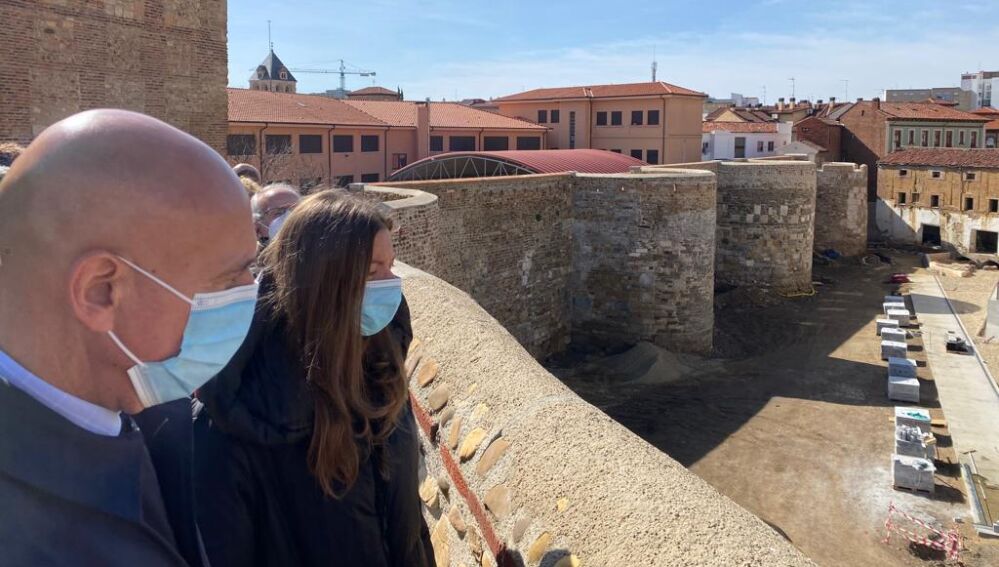 Visita a las catas arqueológicas en la Era de Moro Visita a las catas arqueológicas en la Era de Moro
