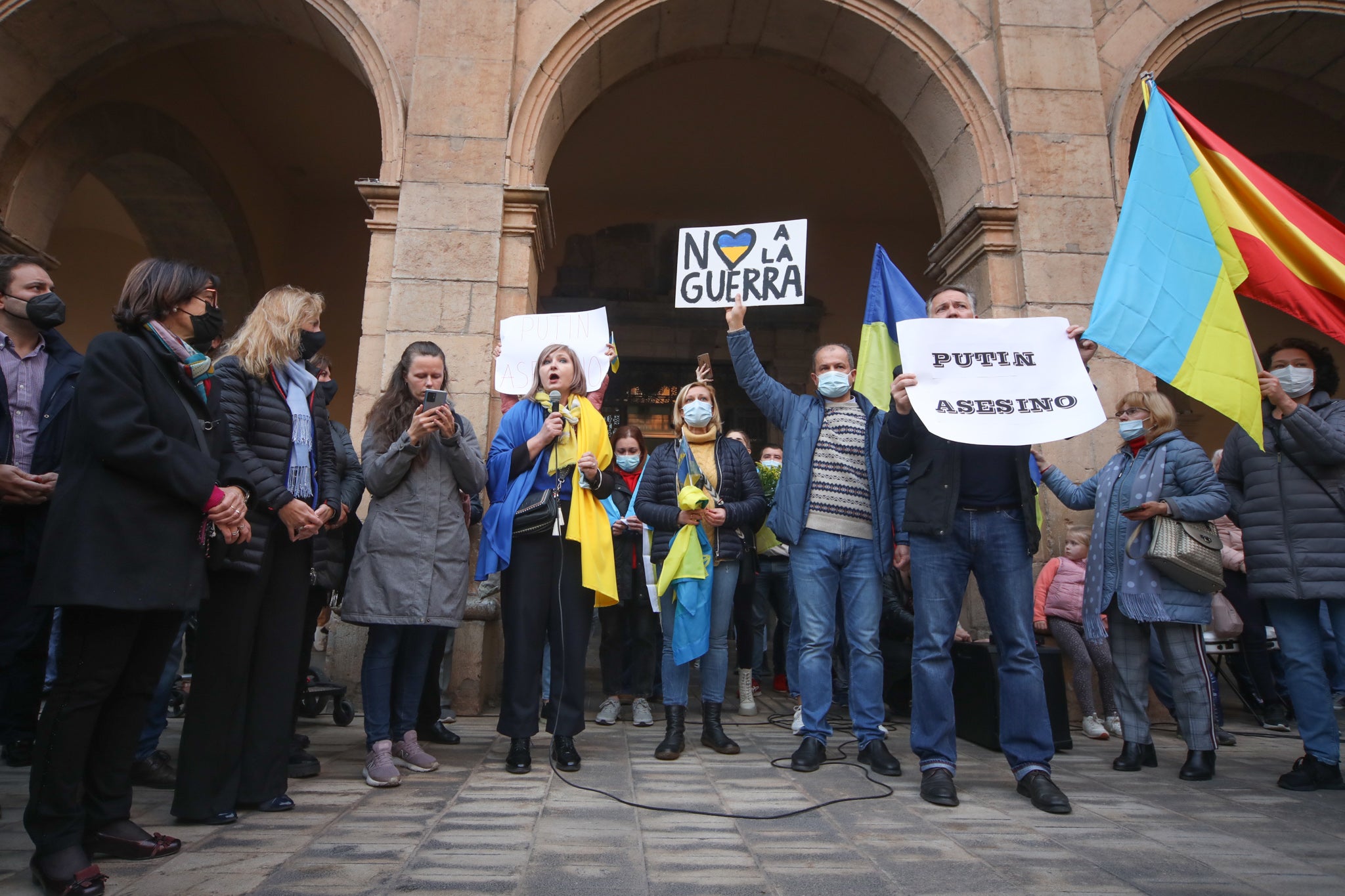 La comunidad ucraniana se moviliza en Castelló en contra de la invasión rusa La comunidad ucraniana se moviliza en Castelló en contra de la invasión rusa