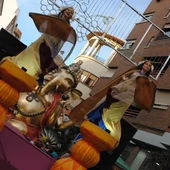 Concurso de Carrozas y Comparsas de Valdepeñas Concurso de Carrozas y Comparsas de Valdepeñas
