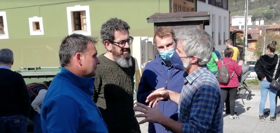 "Los representantes públicos tenemos la obligación de garantizar que ganaderos y agricultores dejen de producir a pérdidas" "Los representantes públicos tenemos la obligación de garantizar que ganaderos y agricultores dejen de producir a pérdidas"