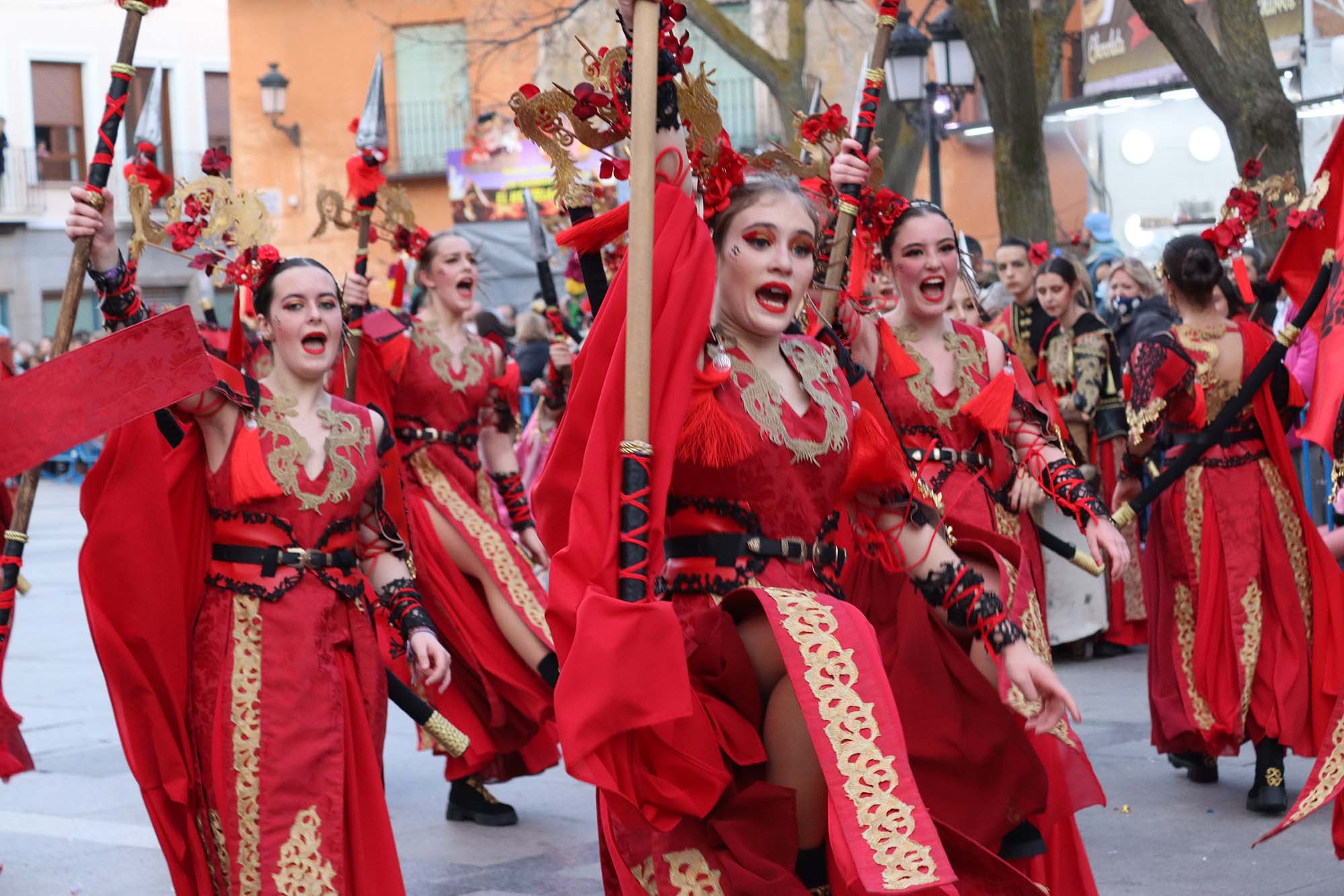 Más de 1.000 personas y 10 comparsas en el Desfile Regional de Campo de Criptana Más de 1.000 personas y 10 comparsas en el Desfile Regional de Campo de Criptana
