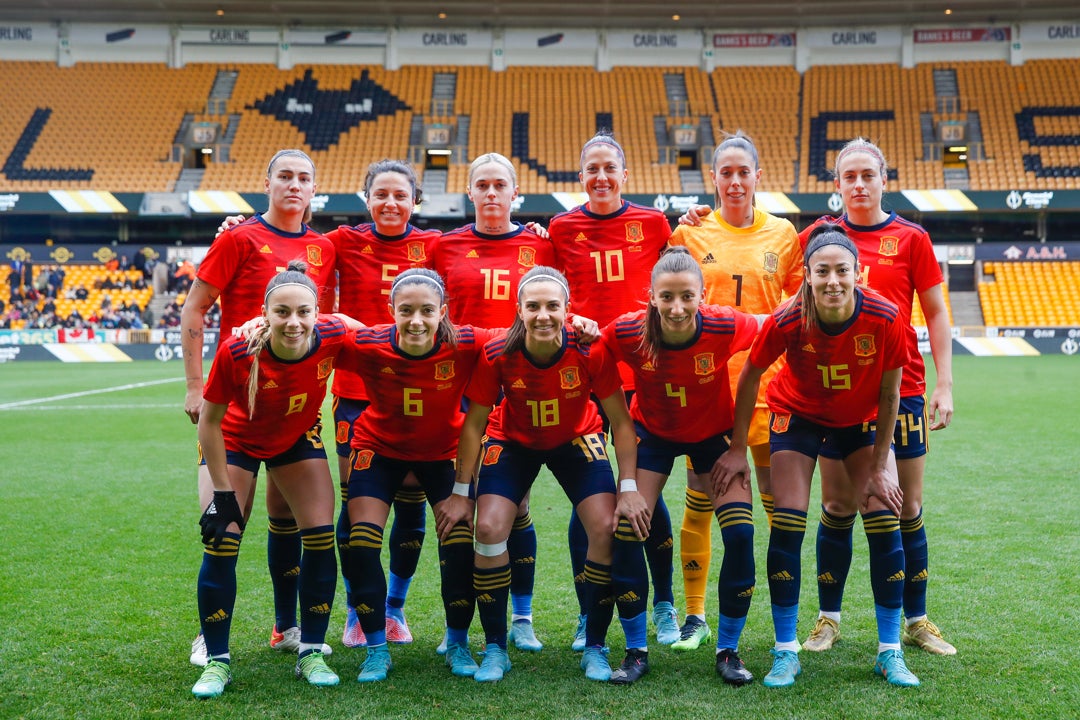 La selección femenina de fútbol apoya el Día Mundial contra las Enfermedades Raras La selección femenina de fútbol apoya el Día Mundial contra las Enfermedades Raras