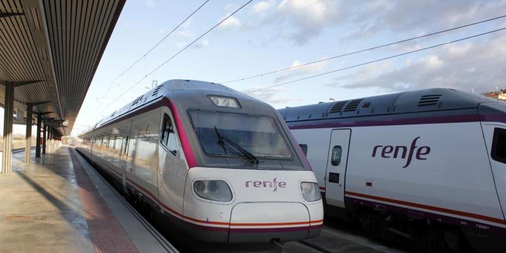 Renfe recupera una frecuencia más del Avant Madrid-Ciudad Real-Puertollano Renfe recupera una frecuencia más del Avant Madrid-Ciudad Real-Puertollano
