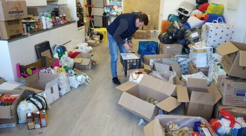 Un local del alcala&iacute;no barrio de El Olivar recoge las donaciones de la comarca del Henares para el pueblo ucraniano