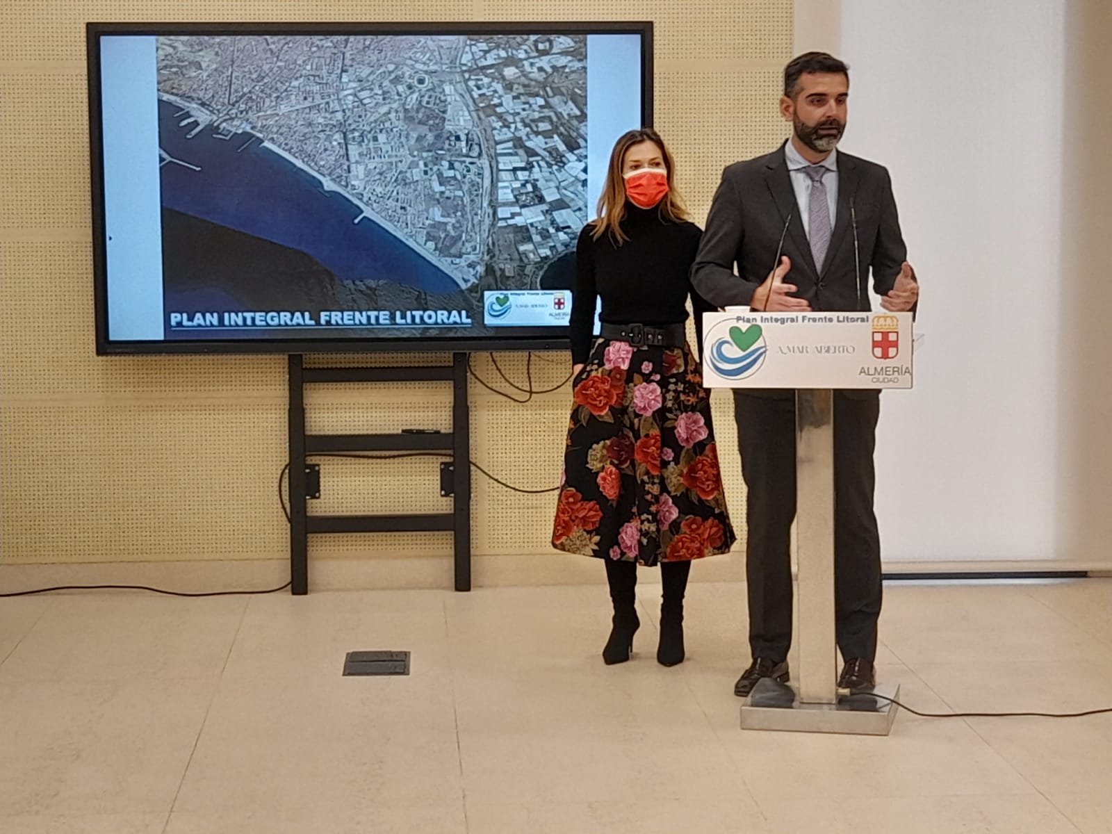 Se presenta 'A Mar Abierto', un proyecto de reformas del frente litoral de Almería capital Se presenta 'A Mar Abierto', un proyecto de reformas del frente litoral de Almería capital