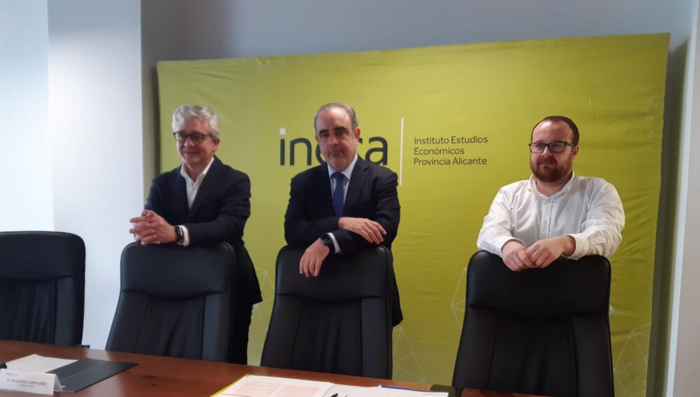 Llopis, Amirola y Palaci (de izquierda a derecha)