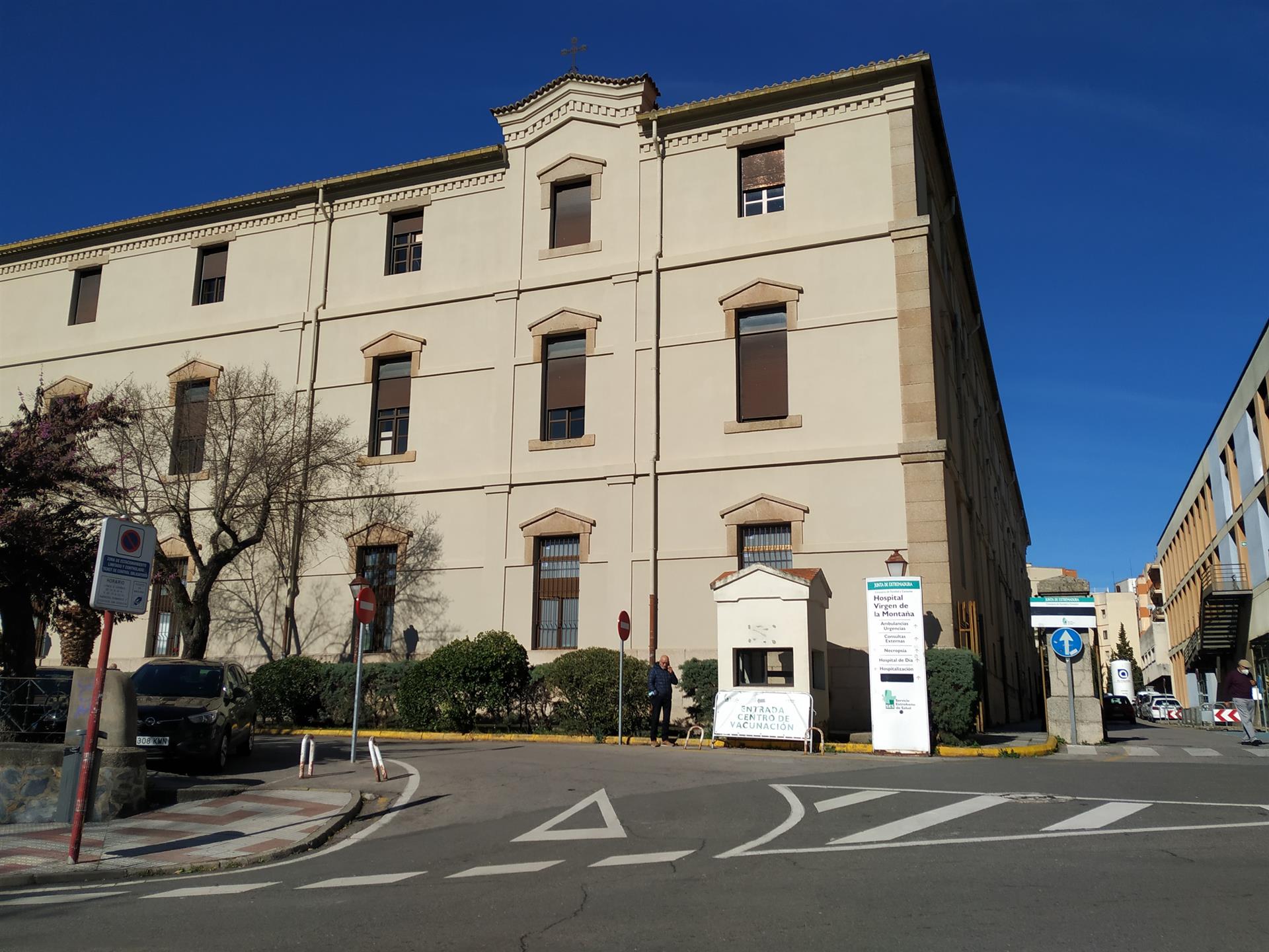 La adecuación del Hospital de la Montaña de Cáceres a sus nuevos usos se financiará con fondos europeos antes de 2027 La adecuación del Hospital de la Montaña de Cáceres a sus nuevos usos se financiará con fondos europeos antes de 2027