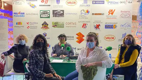 La mujer en las fiestas de la Vila Joiosa. La mujer en las fiestas de la Vila Joiosa.
