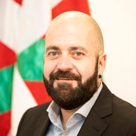 "Pedimos prudencia a la hora de trasladar desde Polonia a los refugiados" Xabier Legarreta "Pedimos prudencia a la hora de trasladar desde Polonia a los refugiados" Xabier Legarreta