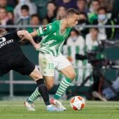 El Betis cae ante el Eintracht y tendrá que remontar en Alemania