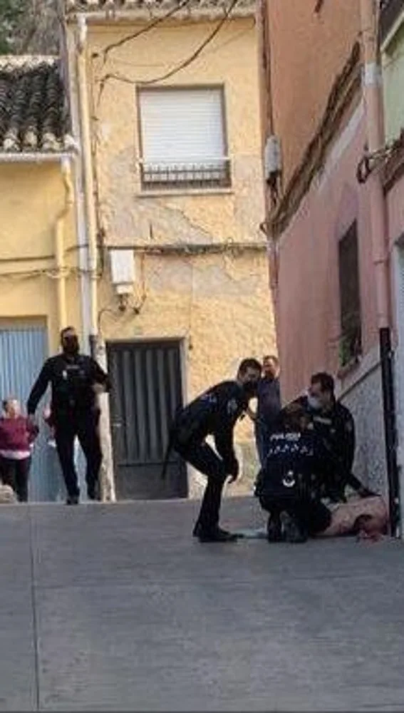 Imagen de la intervención policial Imagen de la intervención policial