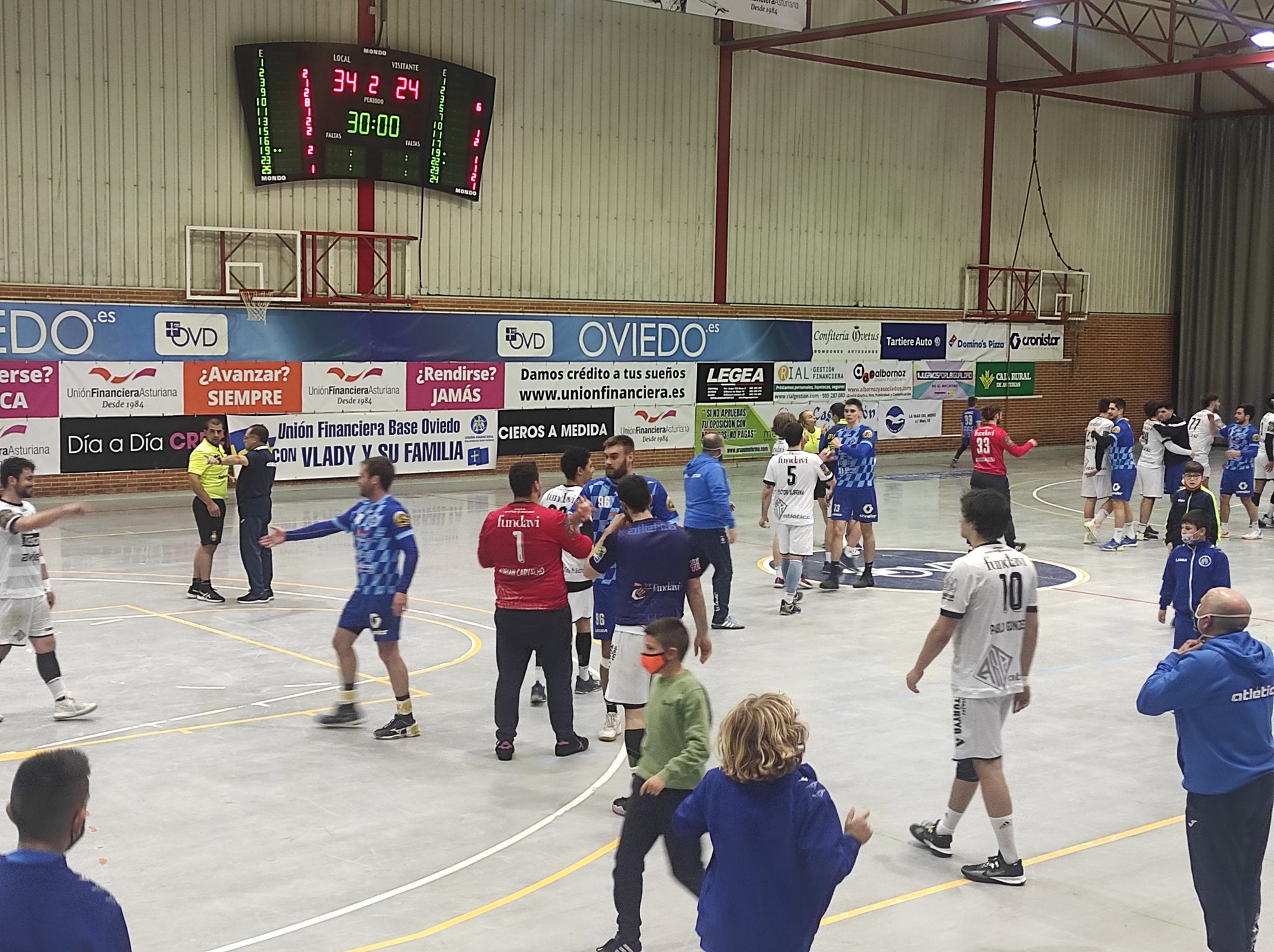 Los derbis caen del lado local Los derbis caen del lado local