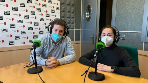 Miguel Ángel Rojas y Rebeca García Agudo Miguel Ángel Rojas y Rebeca García Agudo