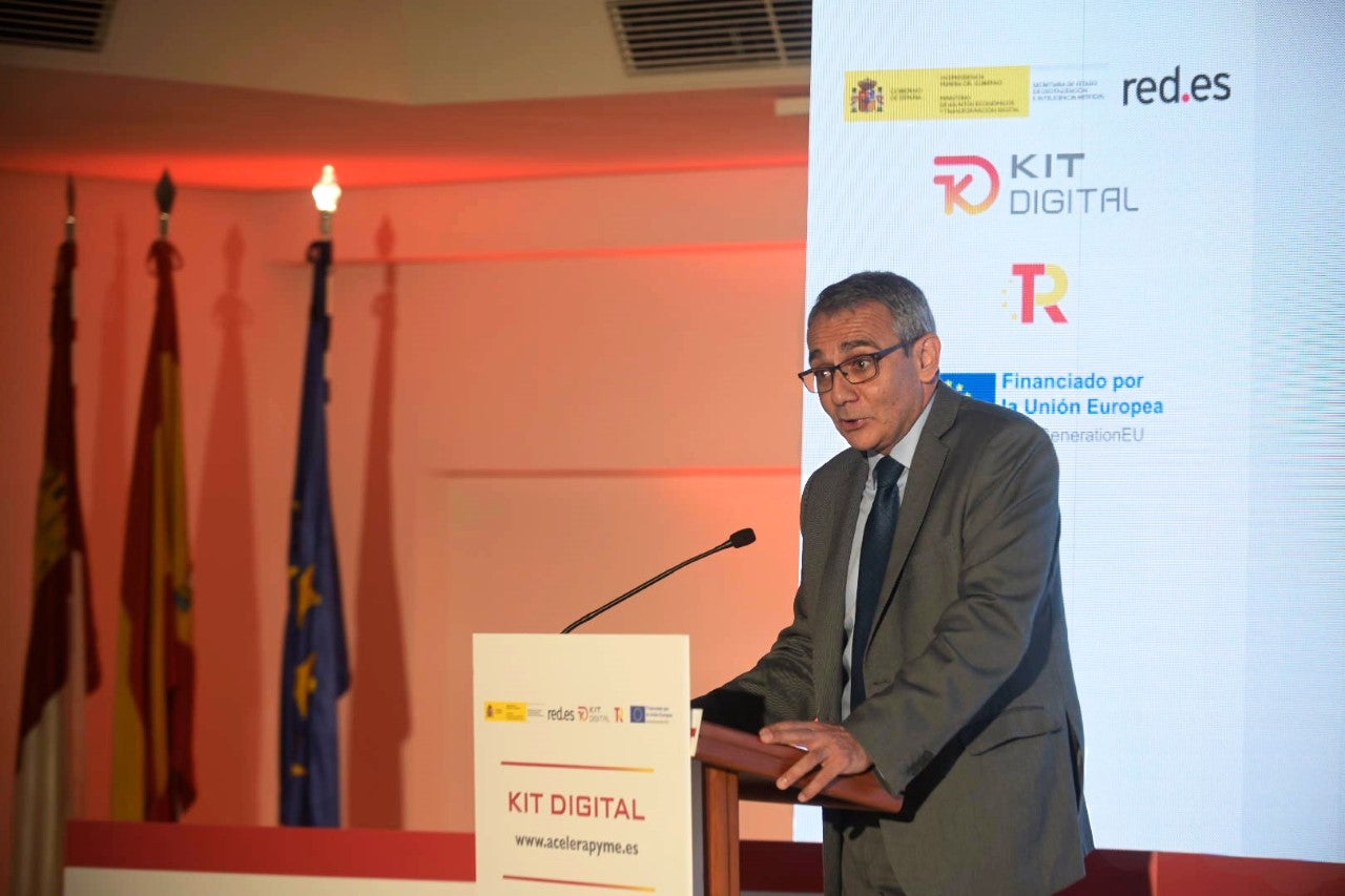 Las Pymes de 10 a 49 empleados podrán solicitar ayudas para su transformación digital Las Pymes de 10 a 49 empleados podrán solicitar ayudas para su transformación digital