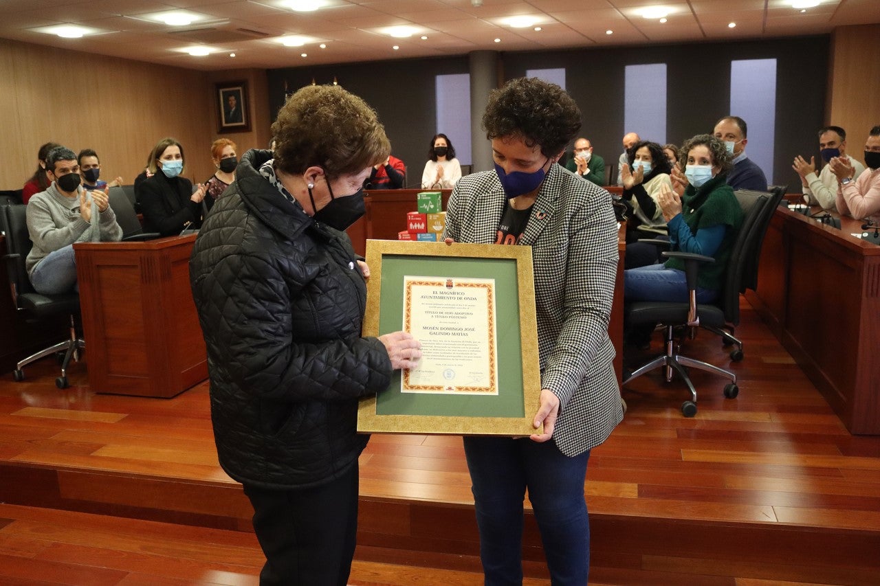 Mosén Domingo Galindo Matías ya es oficialmente Hijo Adoptivo de la Vila d’Onda Mosén Domingo Galindo Matías ya es oficialmente Hijo Adoptivo de la Vila d’Onda