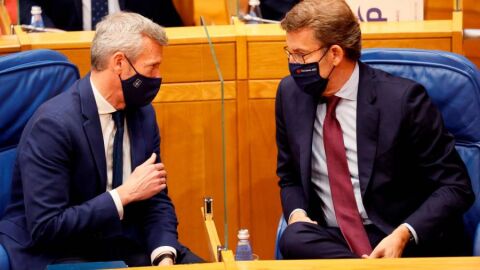Presidente y vicepresidente de la Xunta en el Parlamento de Galicia